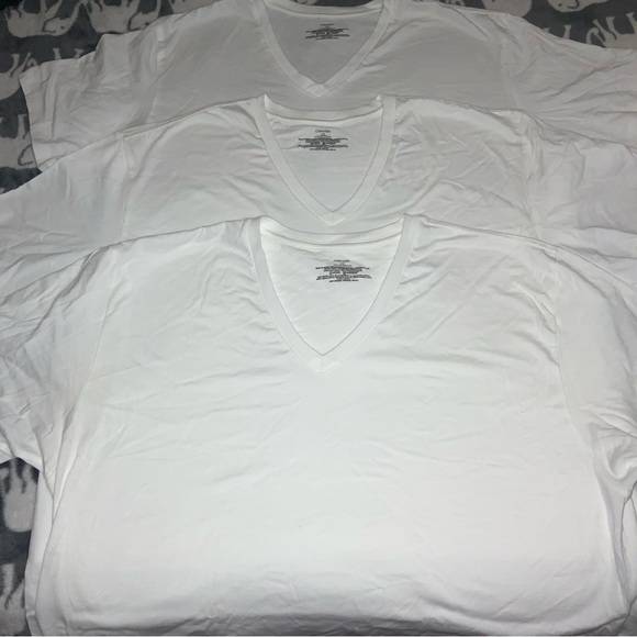 NEW 3 CALVIN KLIEN white mens tee shirt.  Size L. - Picture 2 of 2